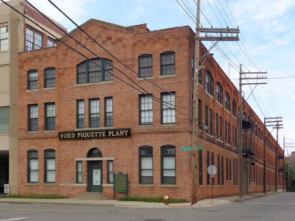 This Day In Market History: The First Ford (NYSE:F) Model T Leaves Detroit Plant ...1024 x 768