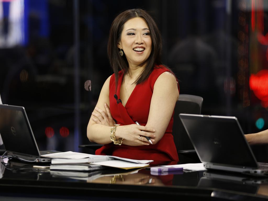 Keeping Up With Fast Money: A Day In The Life Of CNBC’s Melissa Lee ...