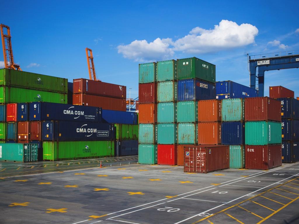 International Container Volume Shipping Rates Highlight Weakness