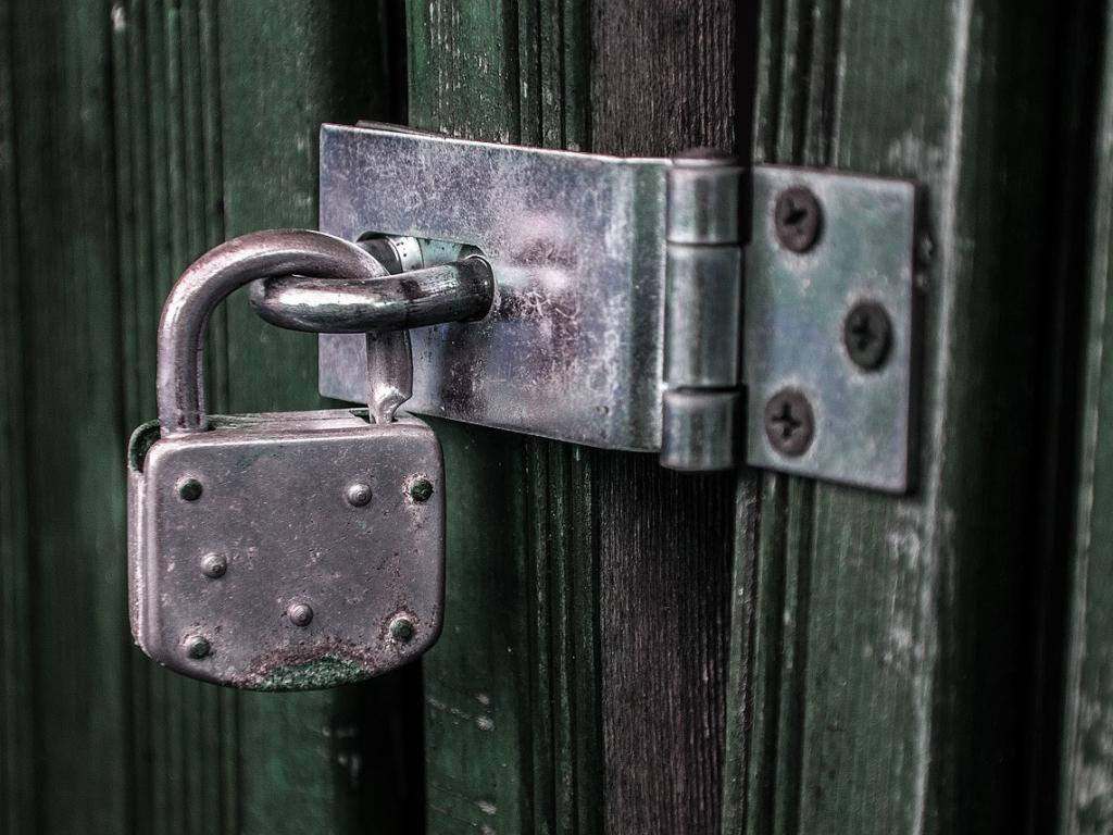 Baird Bullishly Initiates Self Storage Reits