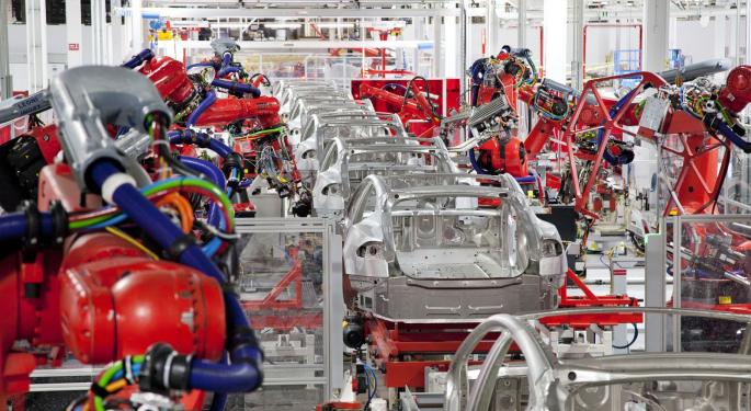 Needham Holds Tesla On Manufacturing Problems, Long-Term Drag On Gross Margins